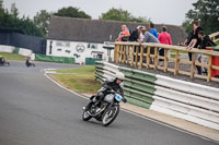 Vintage-motorcycle-club;eventdigitalimages;mallory-park;mallory-park-trackday-photographs;no-limits-trackdays;peter-wileman-photography;trackday-digital-images;trackday-photos;vmcc-festival-1000-bikes-photographs